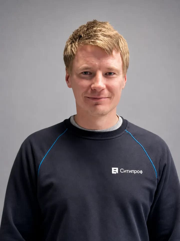 Алексей Иванов